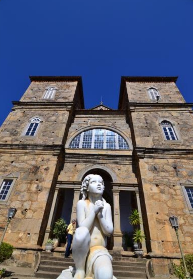 Igreja de São José das Três Ilhas, vista de baixo